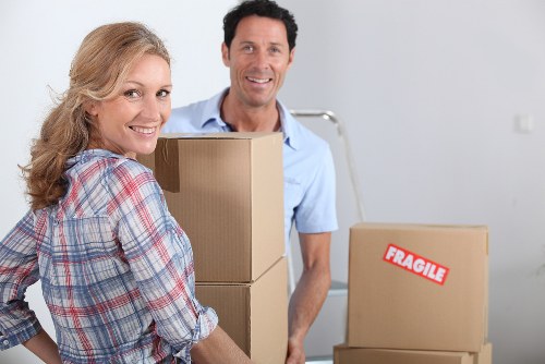 Packing and loading service for moving day in Sutton